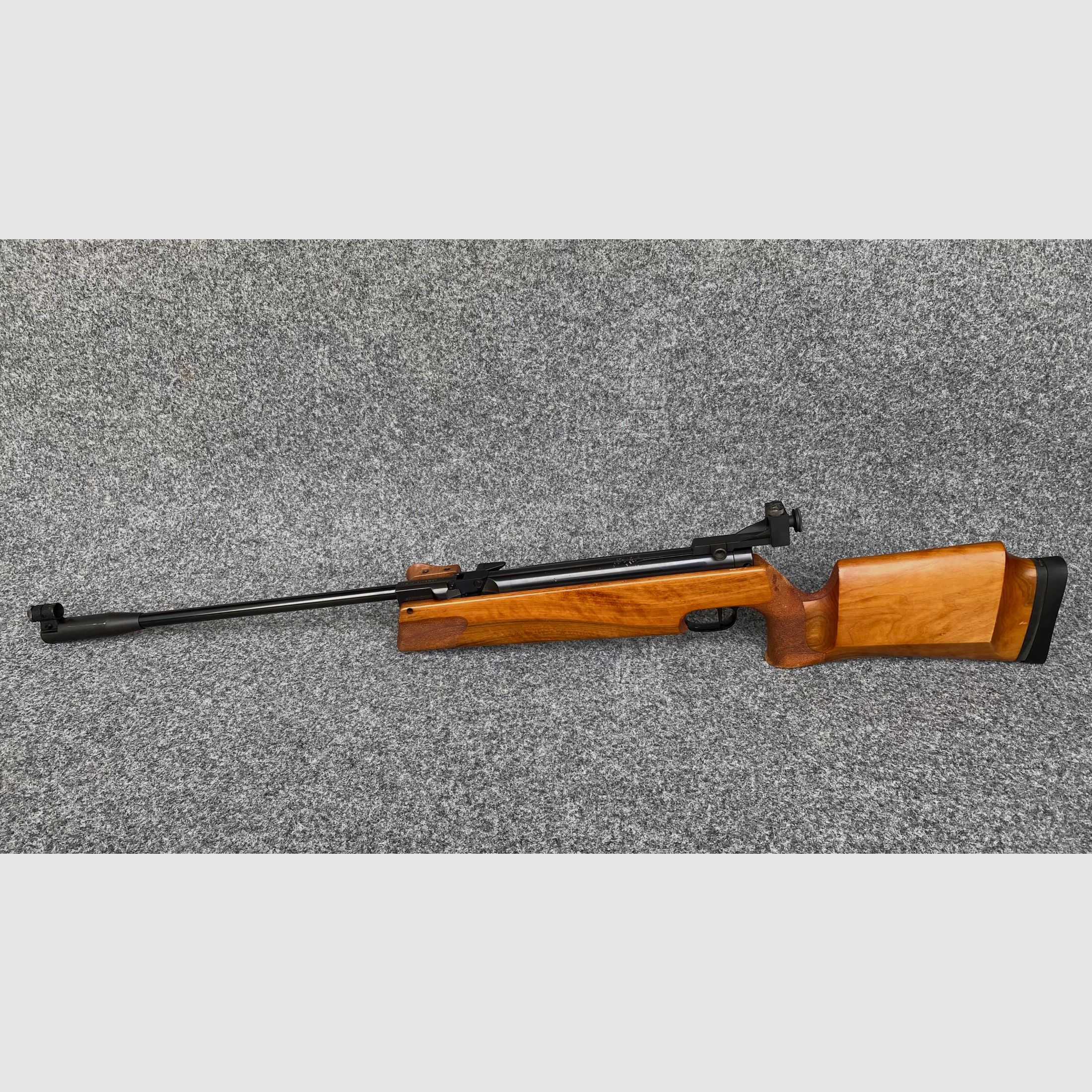 Walther LGR, match air rifle, side cocking 285 €, image 1 of 9