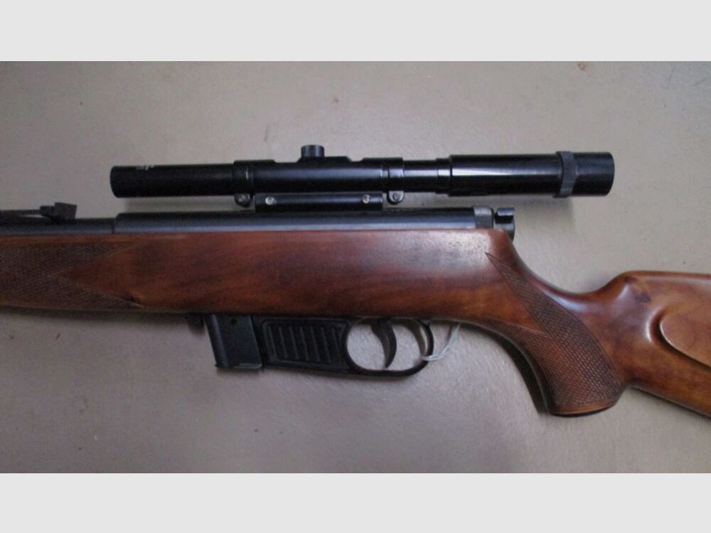 Selbstladebüchse .22lr Voere Austria mit Zielfernrohr Automat