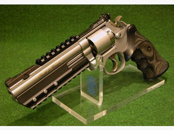 White-Diamond PRATICIEN-CHAMPION PLUS DuoTone S&W 686 6" pouces 357 Magnum