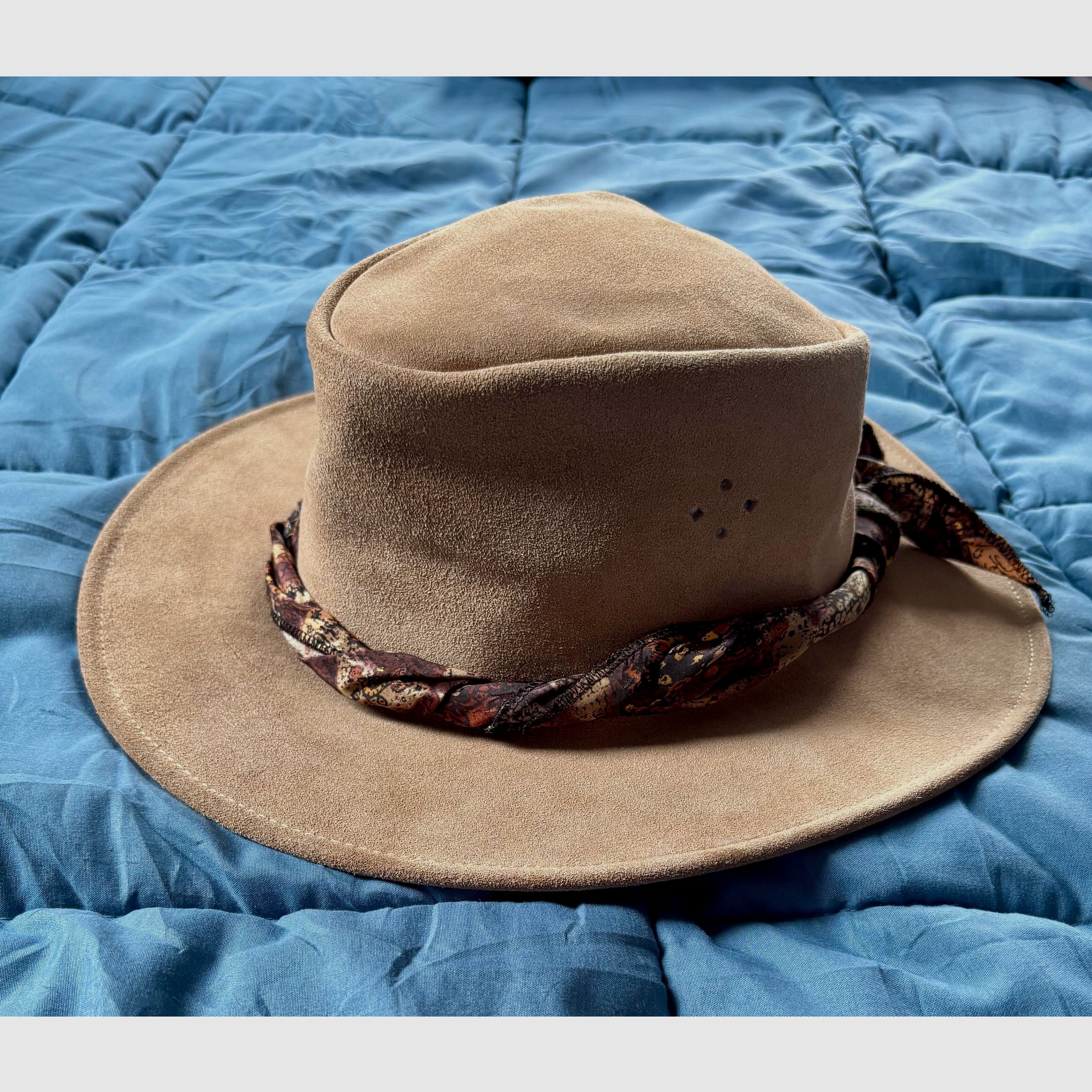 SAFARI hat made of genuine leather with the typical safari hatband! Made in Australia, image 1 of 10