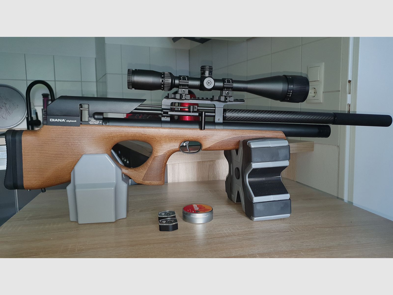 Diana Skyhawk Gen 2 con accesorios