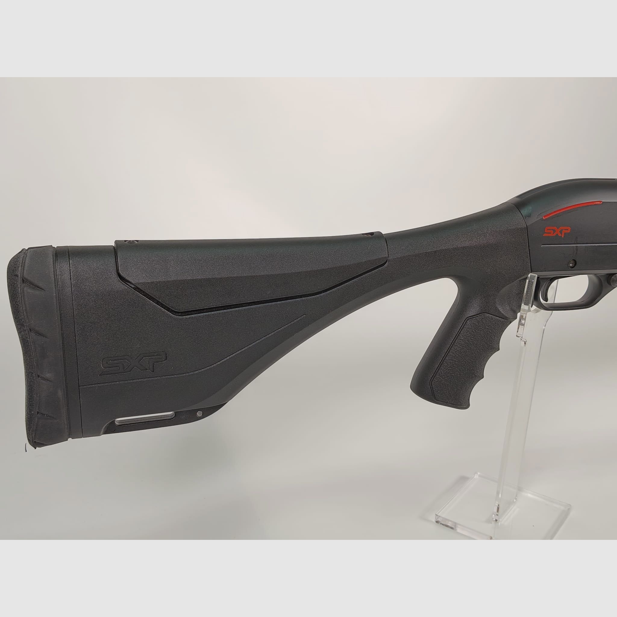 Winchester SXP 12/76 – als nieuw voorhand herhalingsgeweer