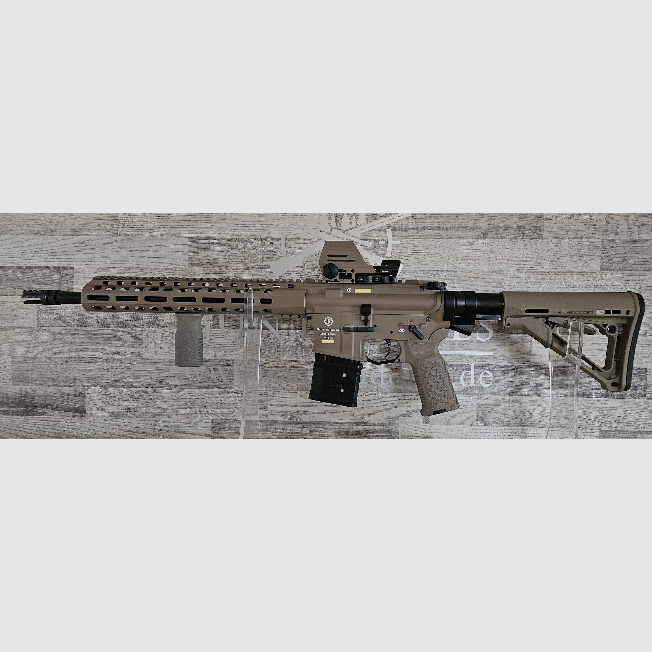 Schmeisser AR15 M4FL 14.5" FDE special model MAGPUL cal. .223Rem with optics - free shipping - new goods from specialist trade