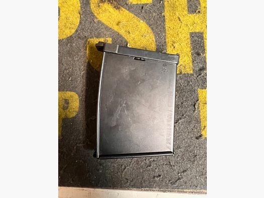 internal magazine for a Mauser 98