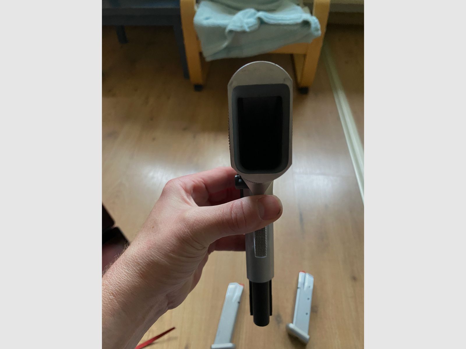 Tanfoglio Limited 9 mm Luger con sistema intercambiable .22 lr para IPSC, tiradores deportivos, etc.