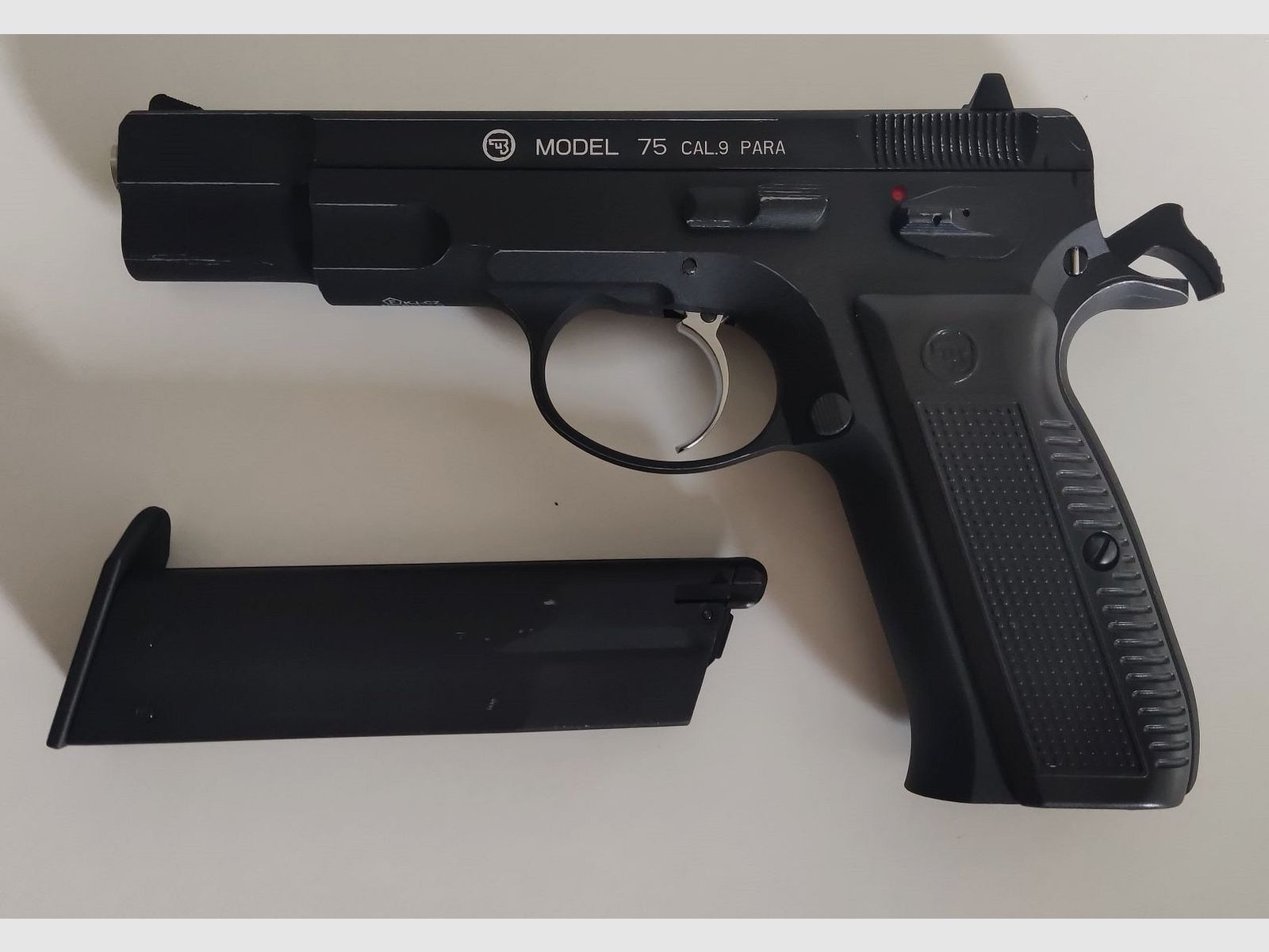  CZ 75  Gas Blow Back Airsoft Pistole