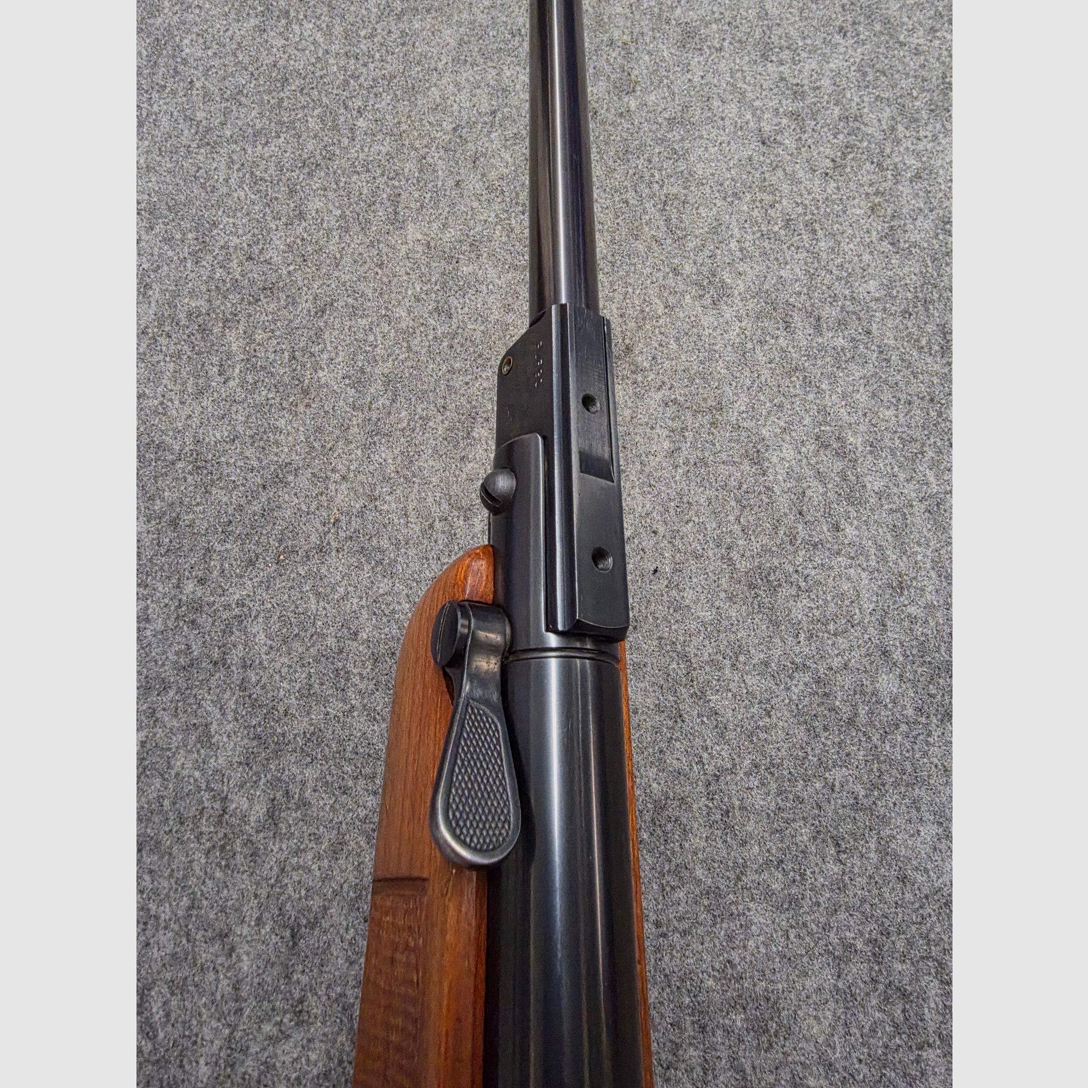 Zeer oude BURGO wierook HW55 T met Tiroler walnootkolf Knicker luchtgeweer zonder F-teken uit de jaren 60 cal. 4,5mm Diabolo