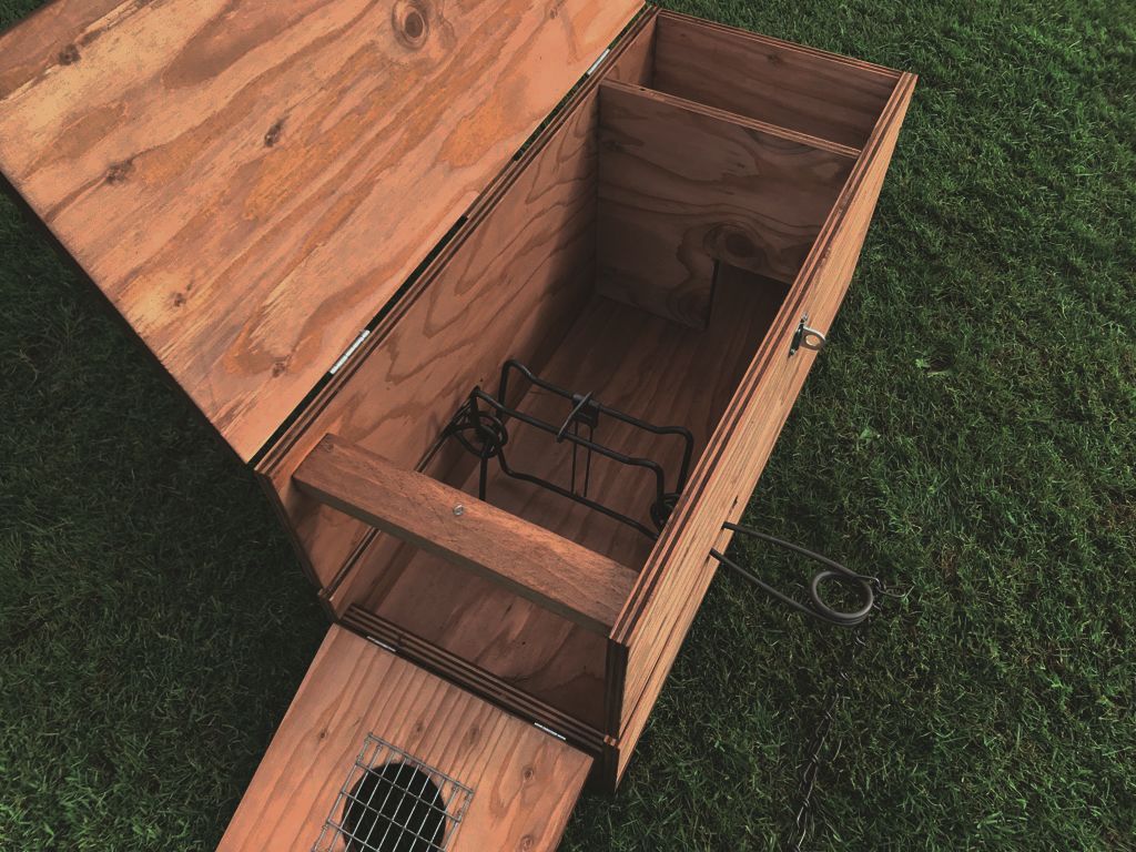 Trap box for Conibear medium-sized kill trap