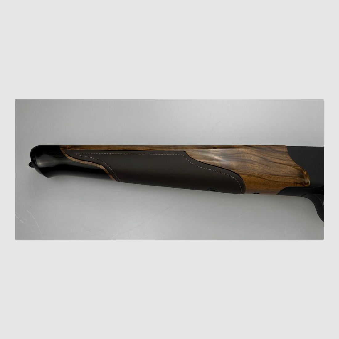 Blaser R8 Success leather stock with system