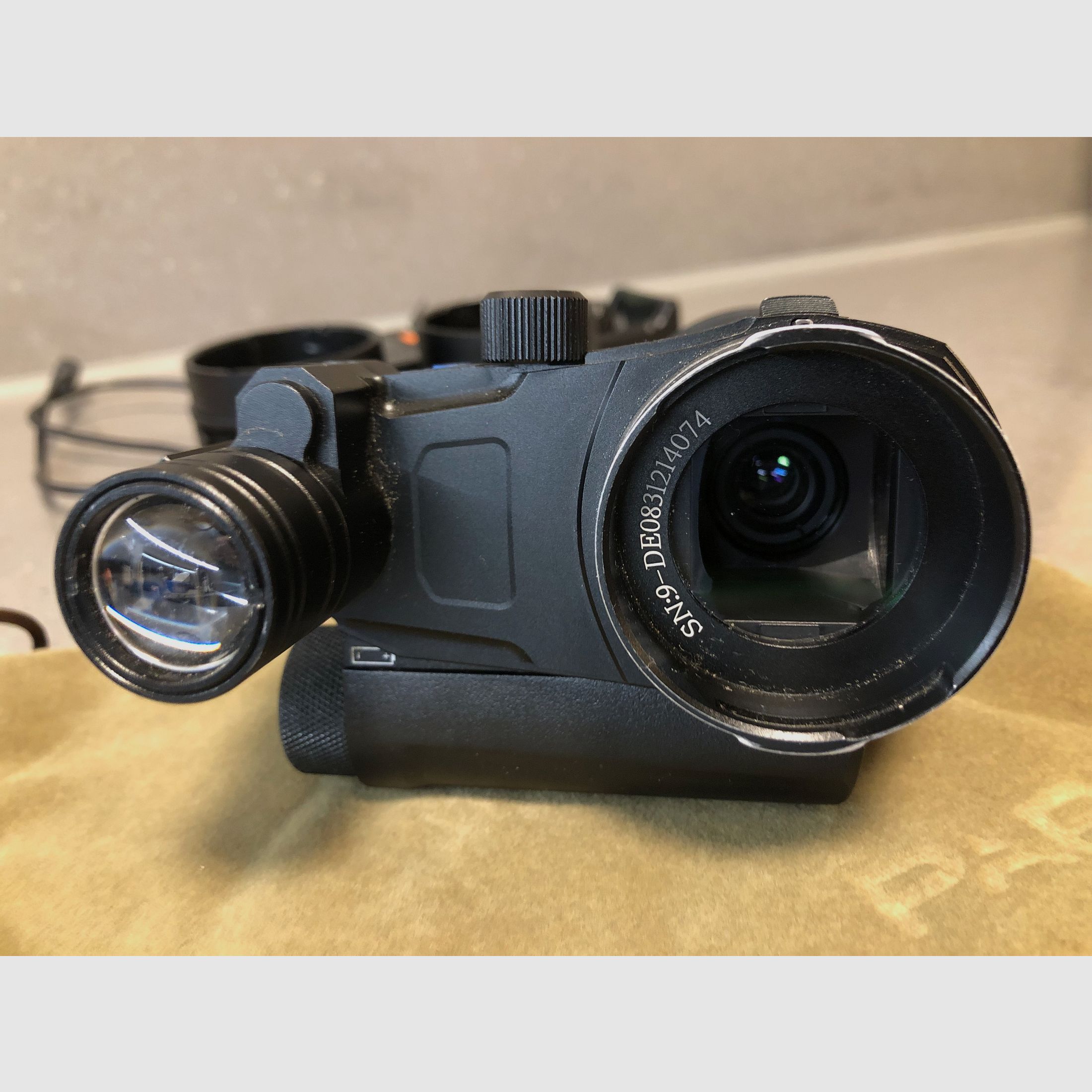 Pard urządzenie do nocnego widzenia NV007S 16mm w tym adaptery 45 i 48 mm + 2 akumulatory