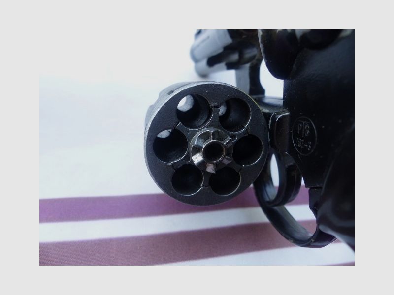 Schwerer Revolver Python Cal. .380k (9mm R) brüniert 6-Schuss Trommel