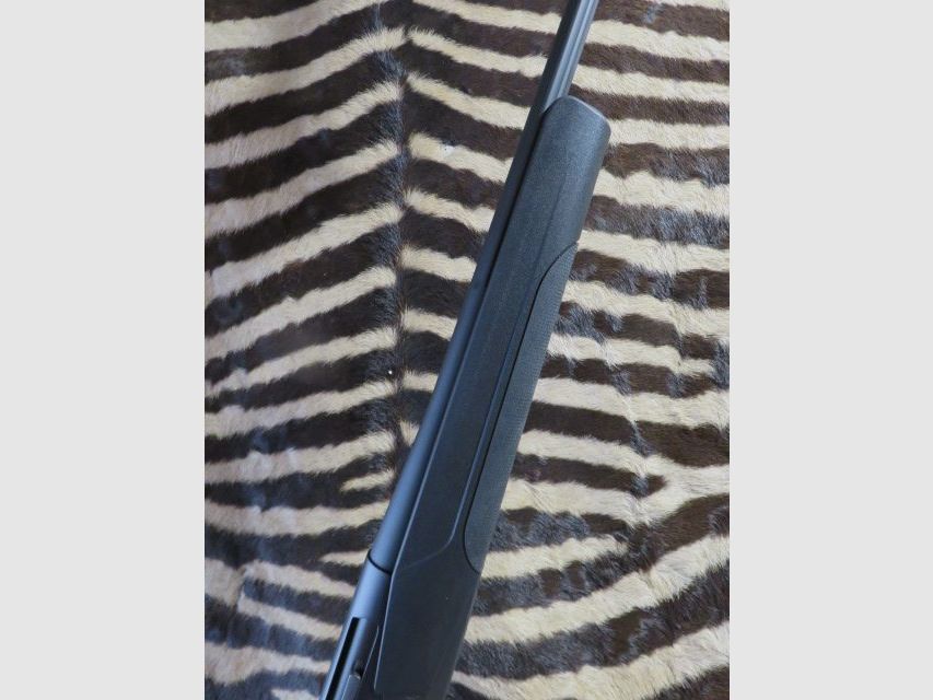 Carabine BROWNING Maral 4X Compo Hunter full black cal.7RM canon 61 cm fluté – fileté – mallette, image 3 sur 9