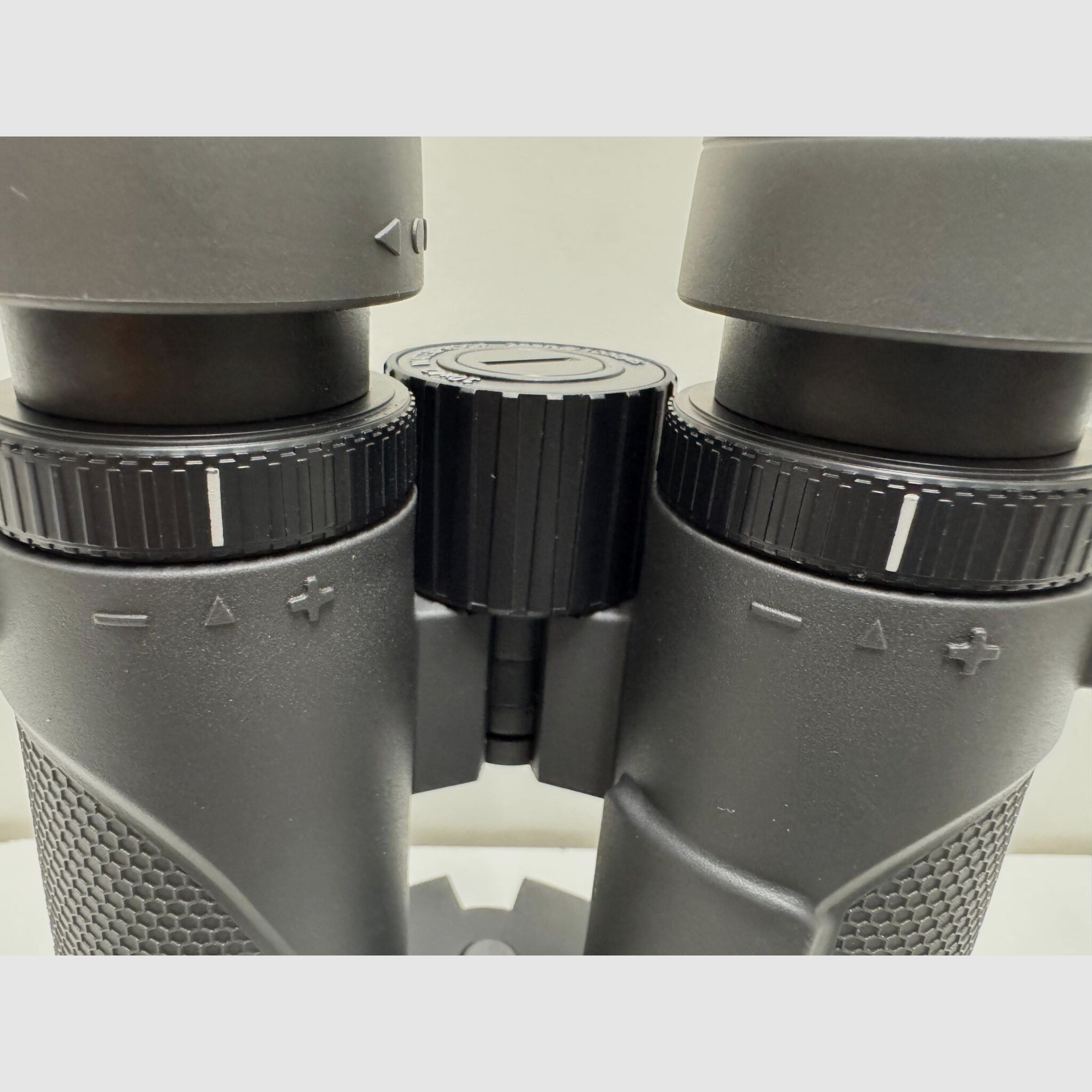 Lisenfeld 10×42 HD Range Finder Fernglas Nuernberg I