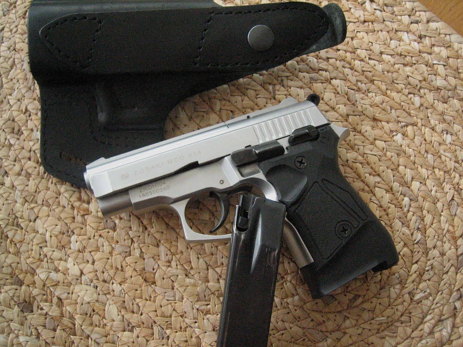 Zoraki 914 blank firing pistol 9mm P.A.K. matte chrome with new genuine leather holster
