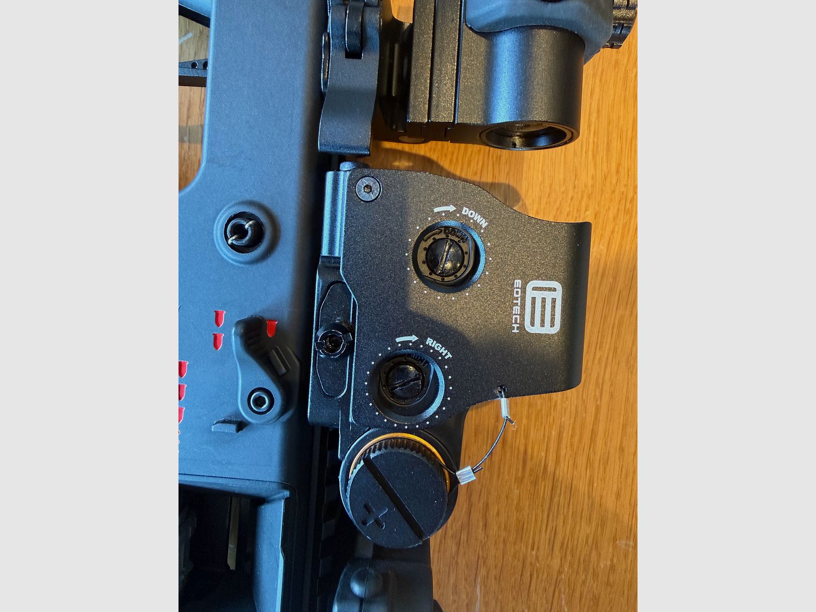 Krytac Kriss Vector Airsoft S-AEG (schwarz) + Ausrüstung