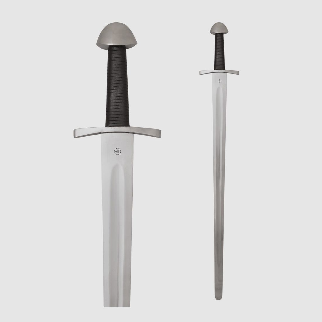 Espada normanda de una mano para combate de exhibición