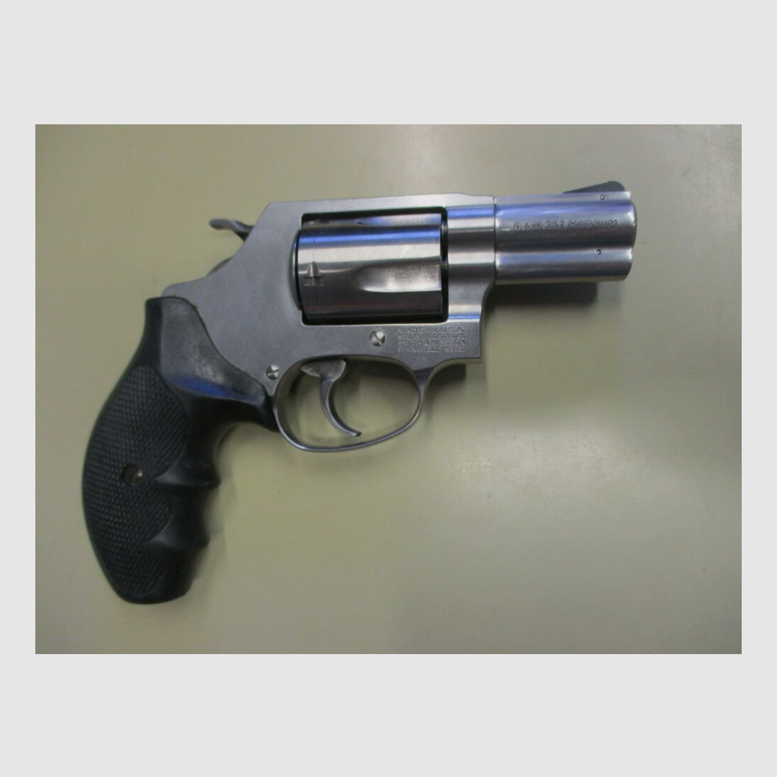 Smith & Wesson 60
