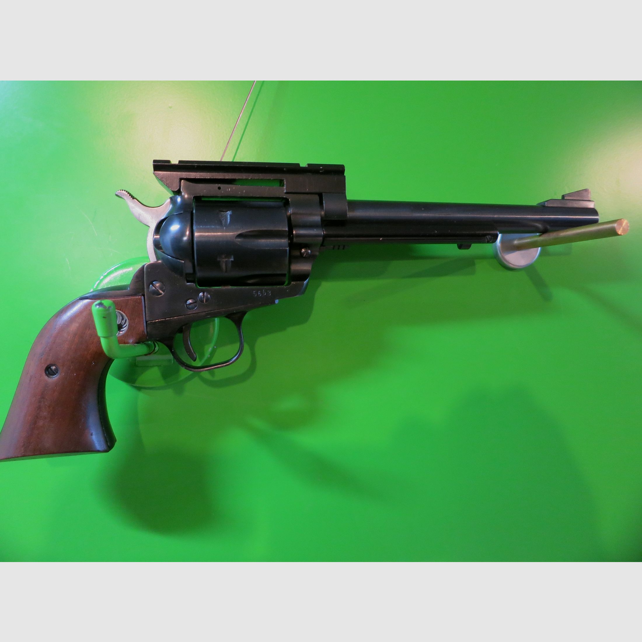 Western-Revolver, Sturm Ruger & Co., Modell Blackhawk, 7,5" Lauf, . 30 Carbine, Weaver-Schiene     #52-