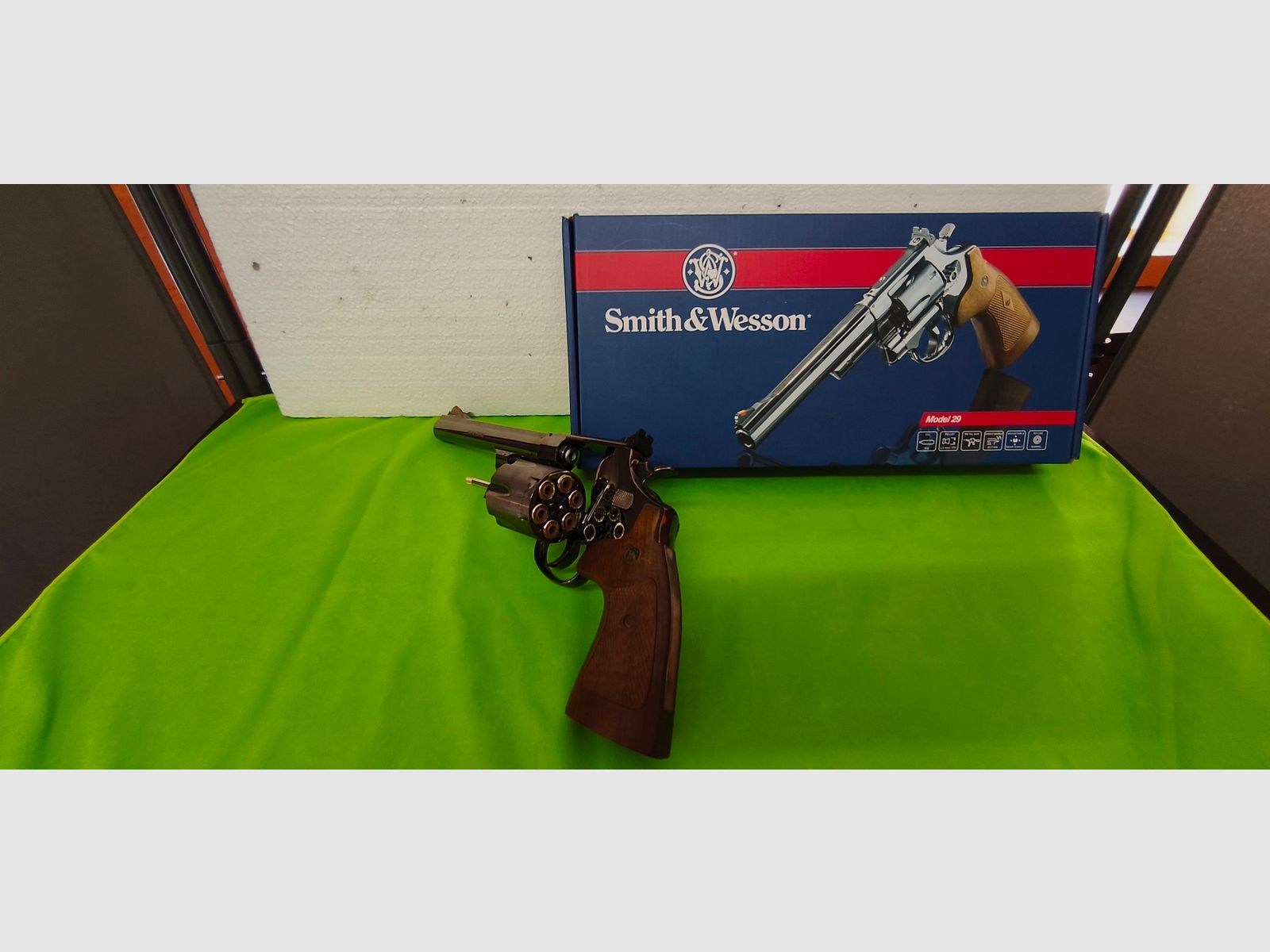 Leggenda in look lucido: Smith & Wesson M29 (.44 Magnum icona) di Umarex! 💥