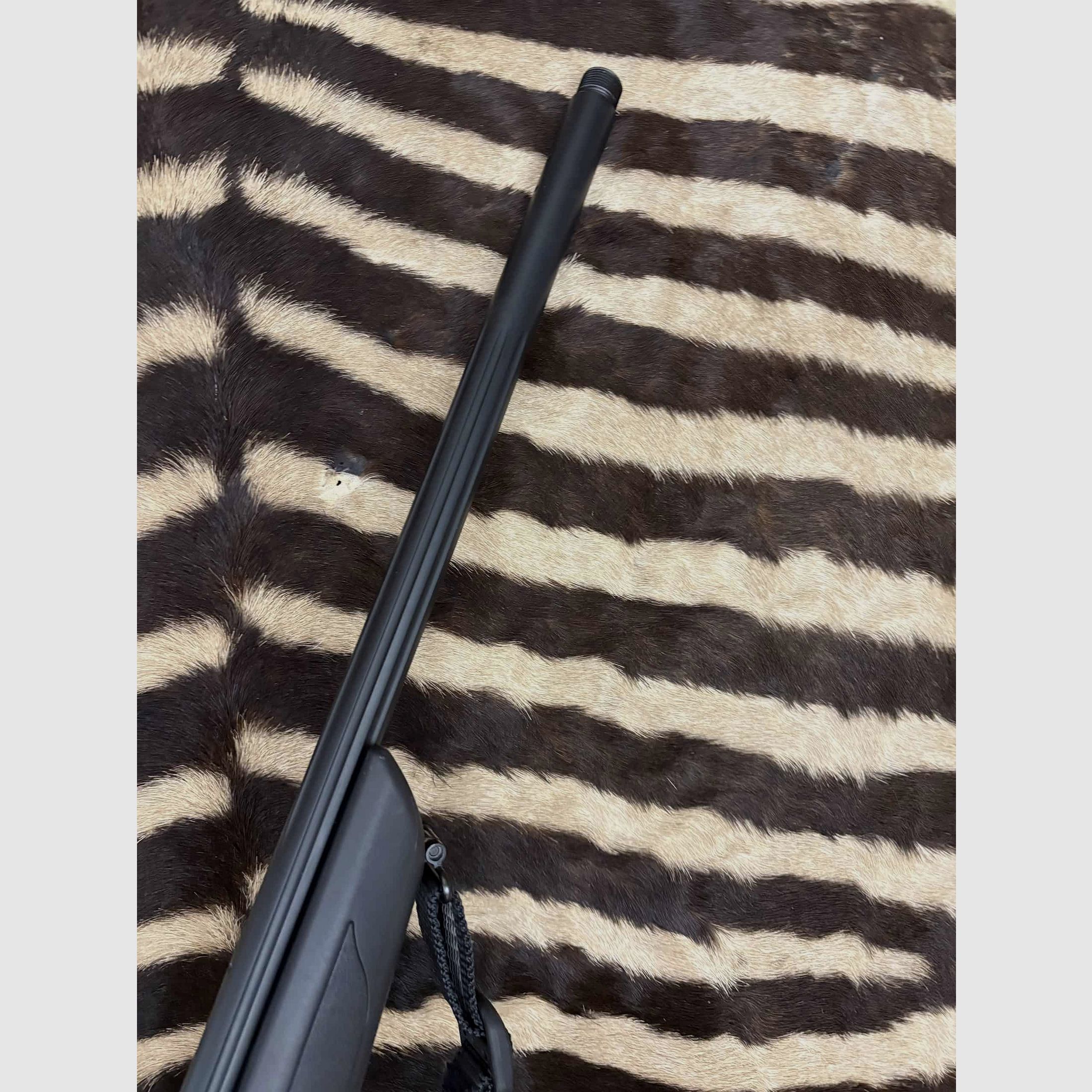 Geweer Merkel RX Helix Explorer kal.9.3×62 – ca.45cm – Zeiss 1.1-4×24 – Demper – 2 magazijnen, afbeelding 7 van 10
