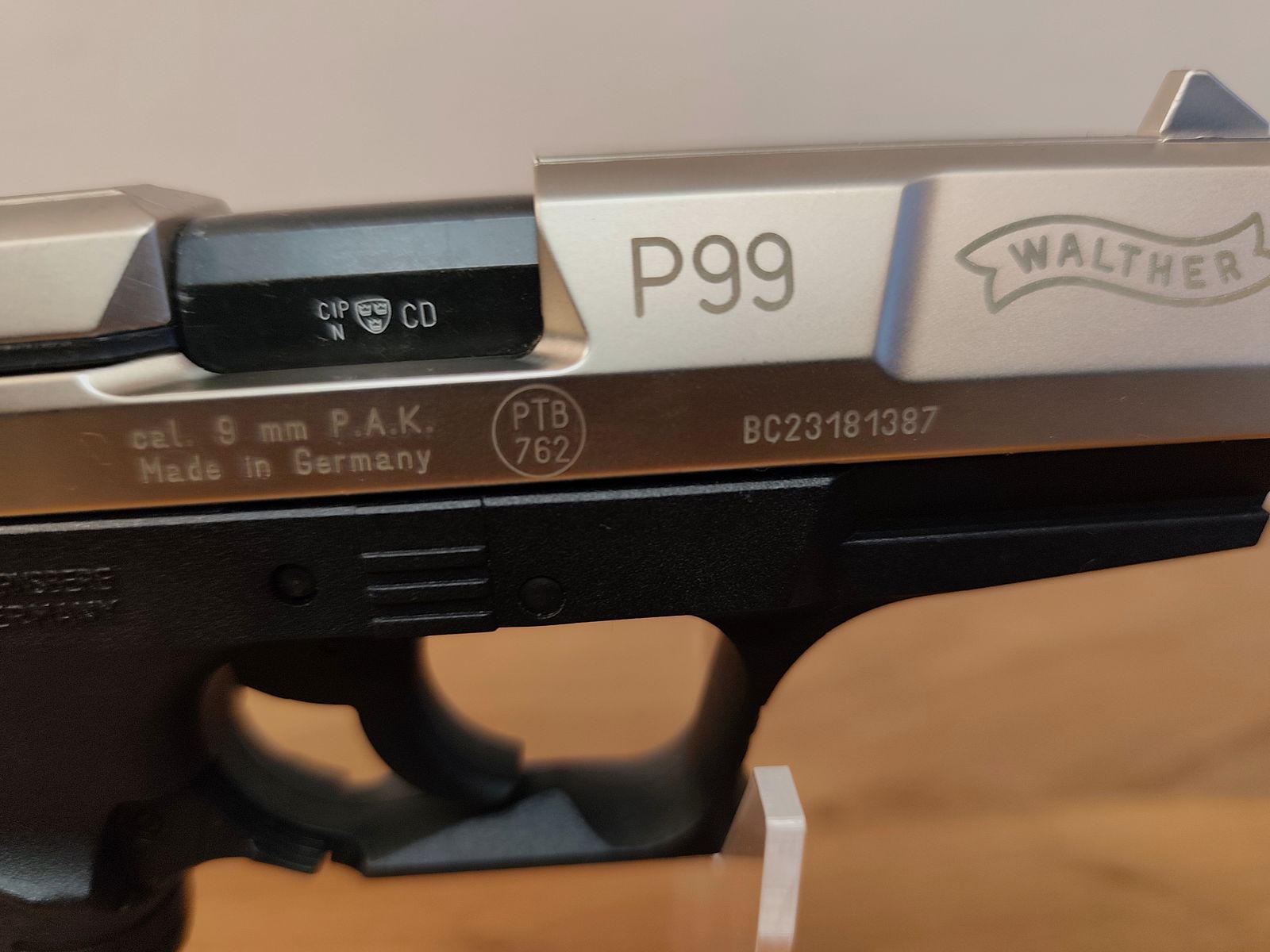 Wather P 99 Nickel kal. 9mm PTB 762 w stanie nowym