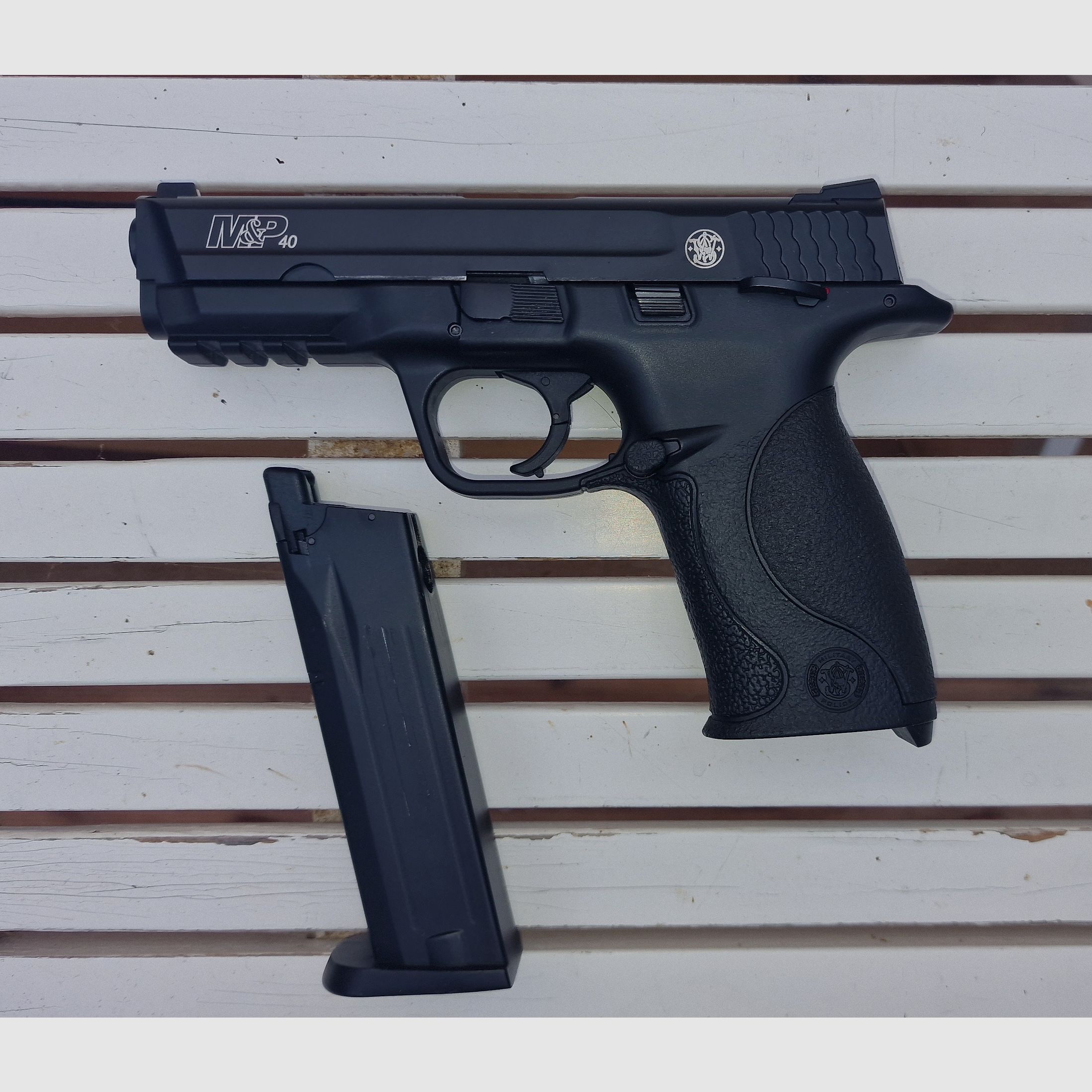 Smith & Wesson M&P40 4.5mm bb