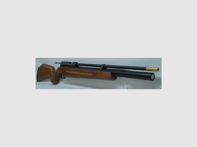 Rifle de aire InnoMar M10 PCP Cal. 4,50mm, Culata de madera