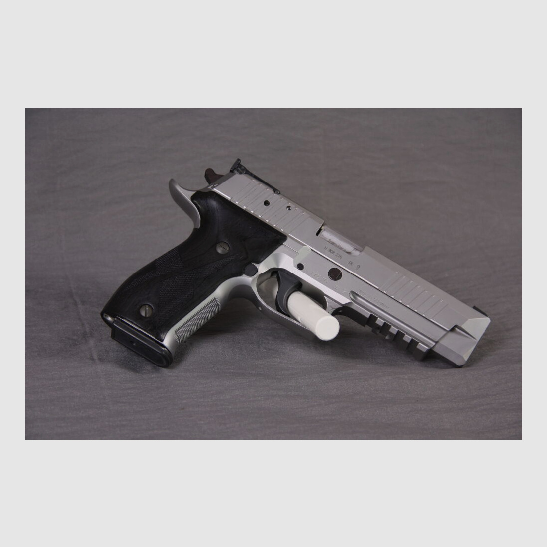 SigSauer	 P226  X-Five