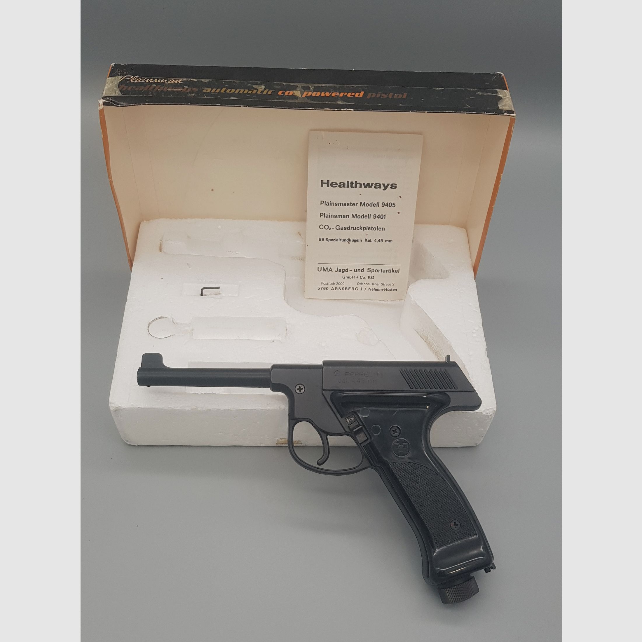 OVP Neuwertige  Co2 Pistole  Perfecta Crosman Marksman Plainsman 9401 im cal.  4,45 BB ähnlich dem Vorbild der 08