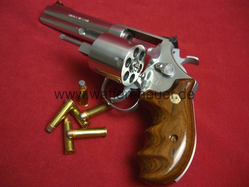 Smith & Wesson	 627 Target Champion