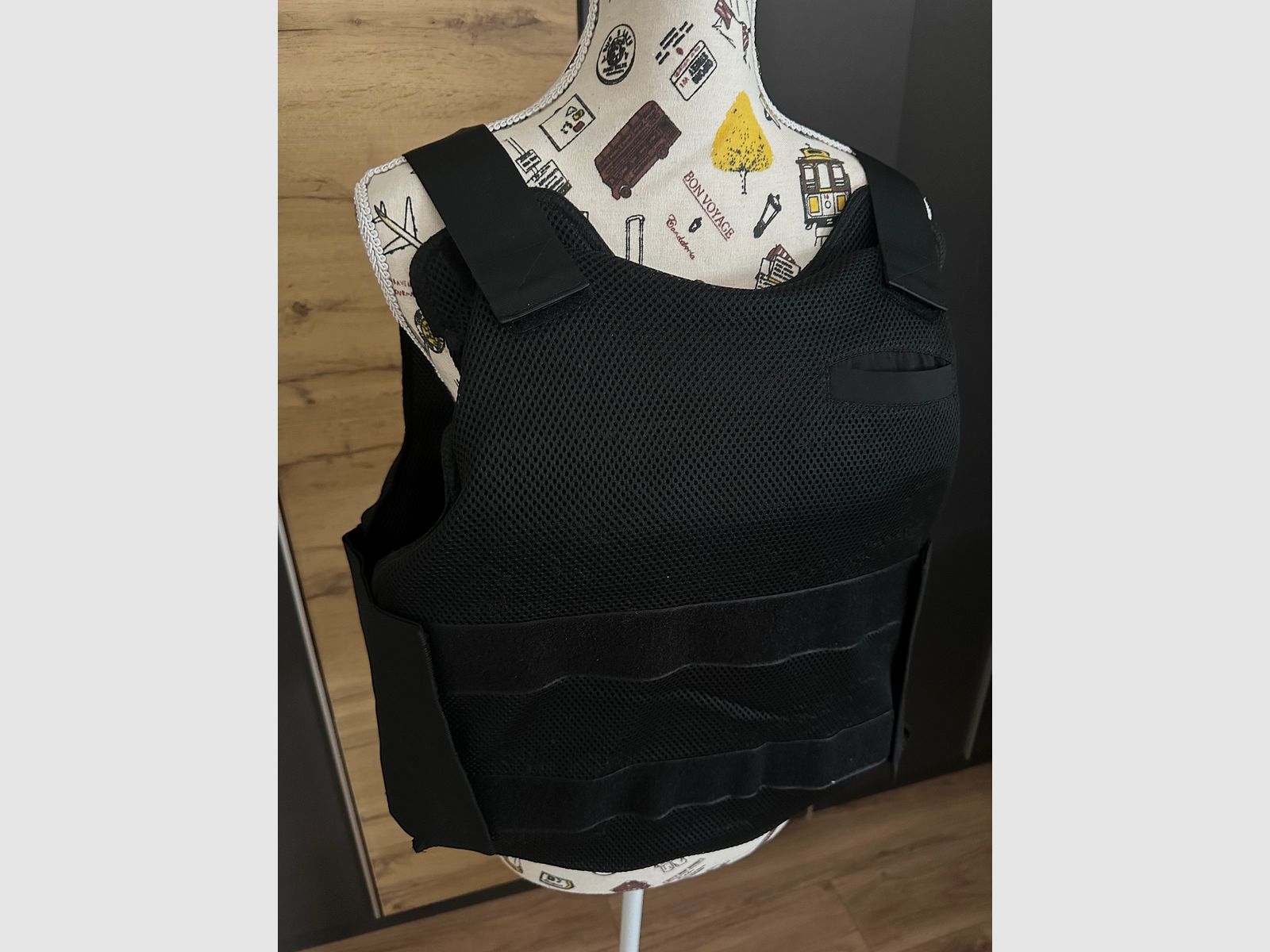 Armadillo Tex Unterziehweste stichfest zertifiziert VPAM KDIW 2004 K1 mit Flankenschutz