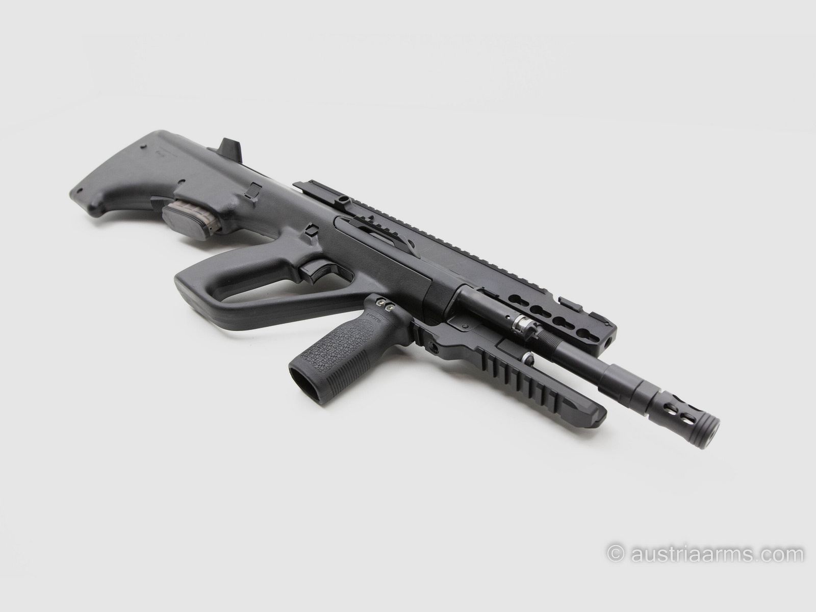 Steyr Arms AUG-Z, Subcompact SWAT Version, .223 Rem, image 2 of 6