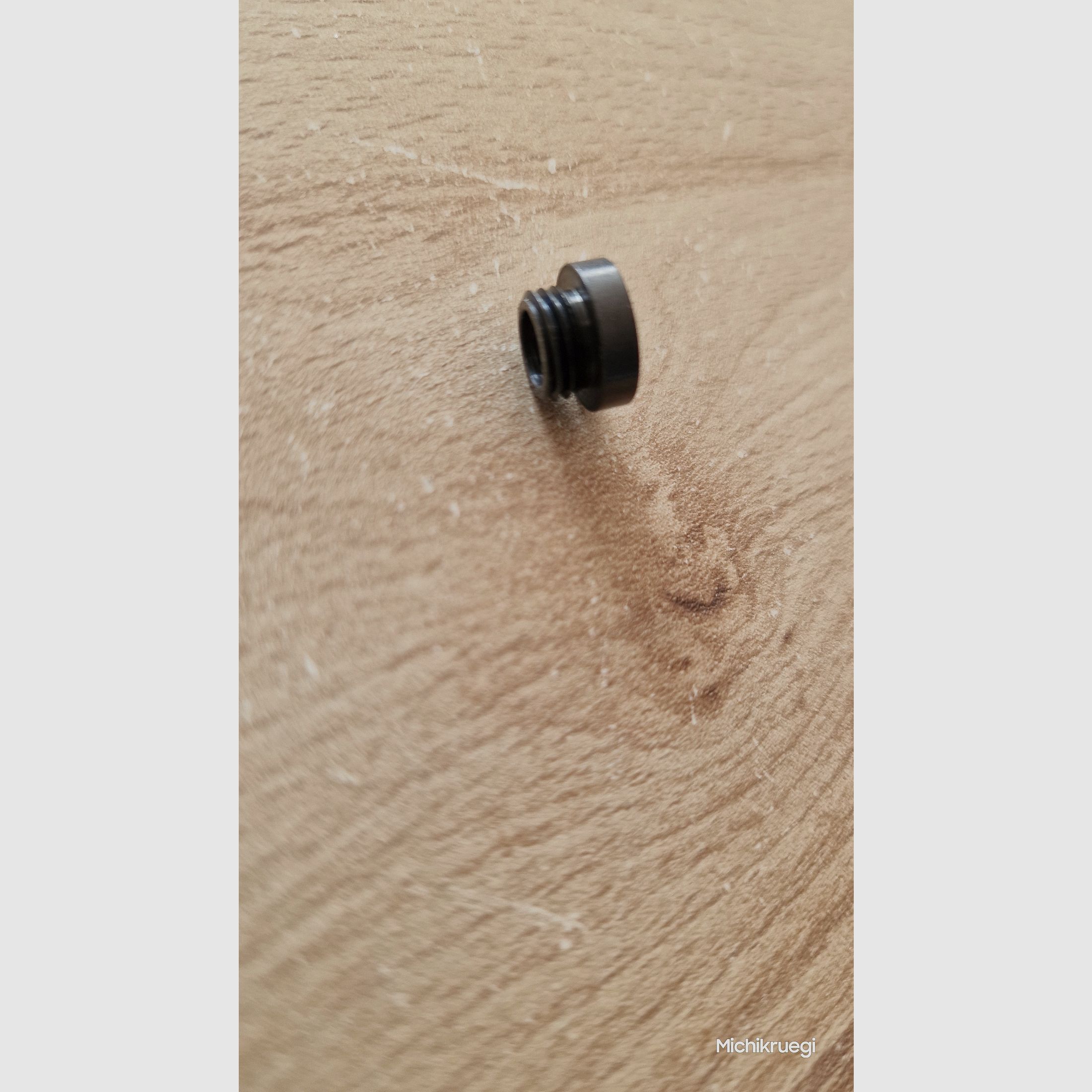 Gewindeschoner M 9x1 , brüniert, Stahl