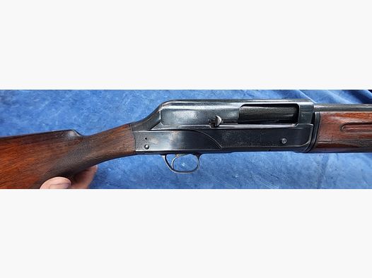 Breda semi auto shotgun (onklaar)