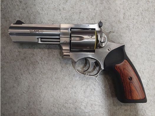 A 46 RUGER mod. GP 100 4" Kal. 357 mag.