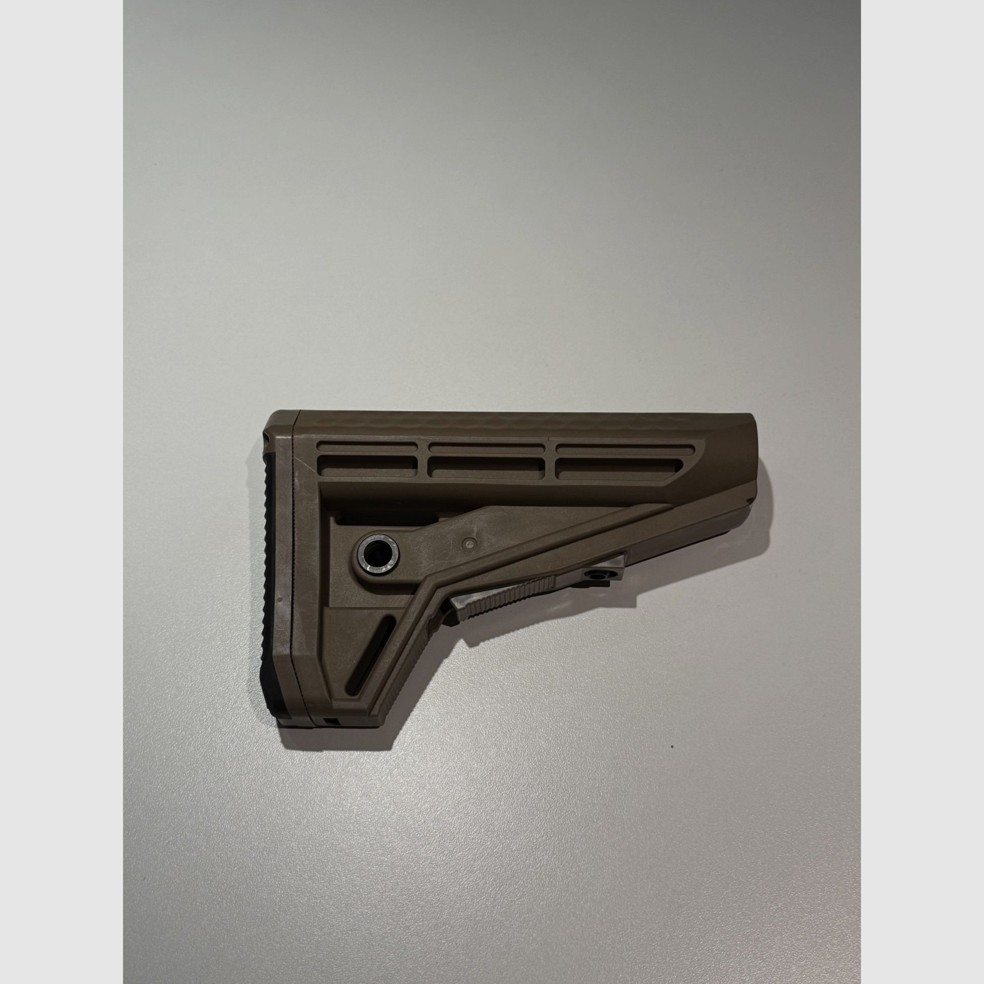 Oberland Arms Stock Push Stock M4 AR15 - Coyote