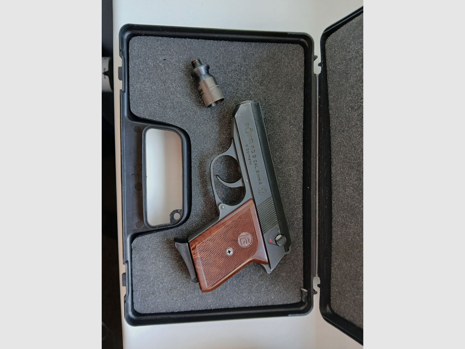 Röhm RG9  mit Abschussbecher
