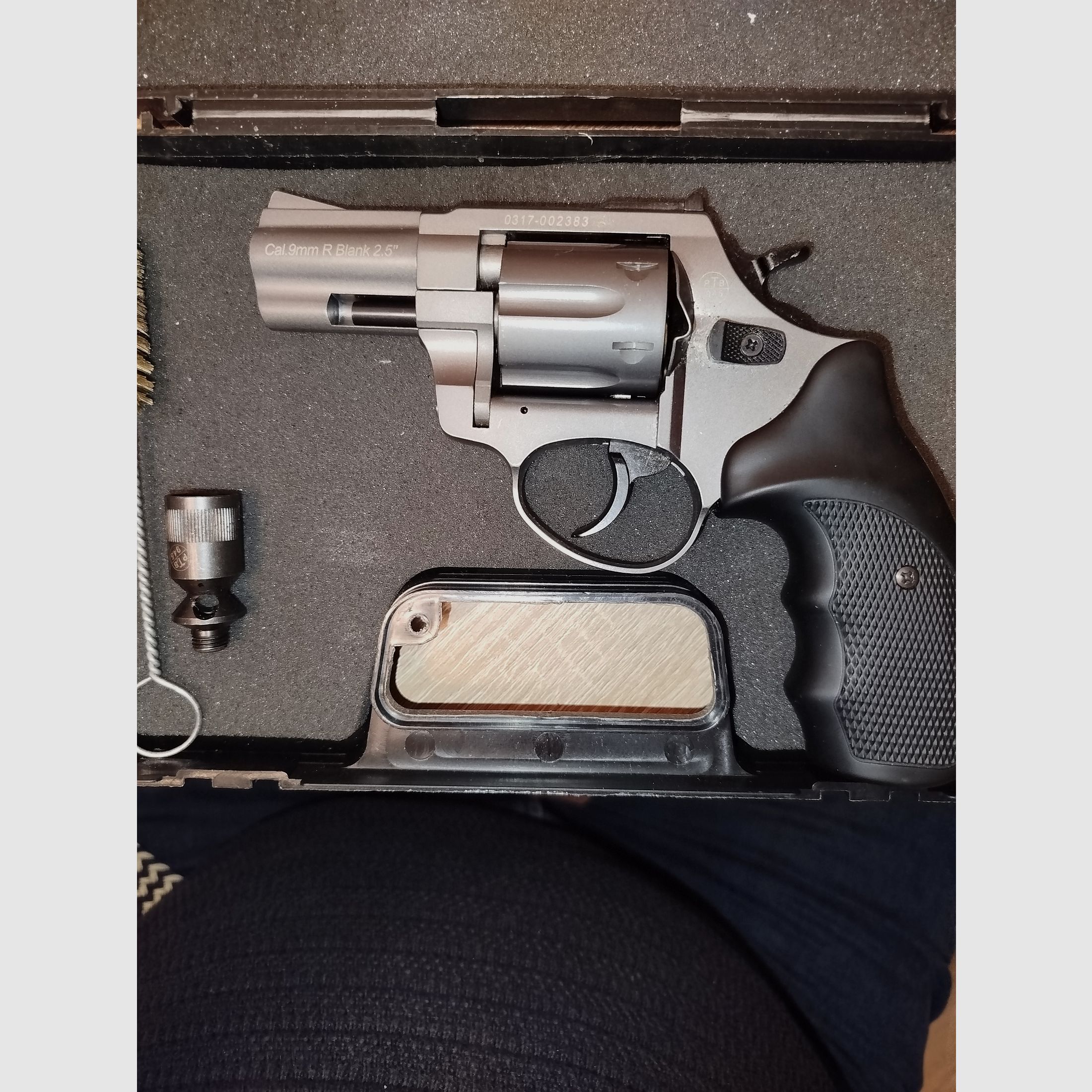 Revolver a gas e a segnale