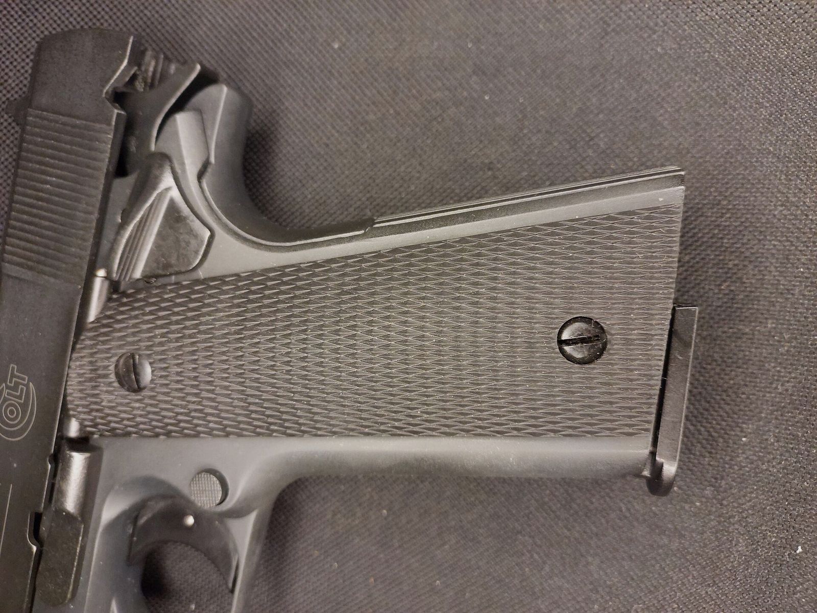 Colt Government 1911 A1 Schreckschuss Pistole 9mm P.A.K. (PTB 774) neuwertig!