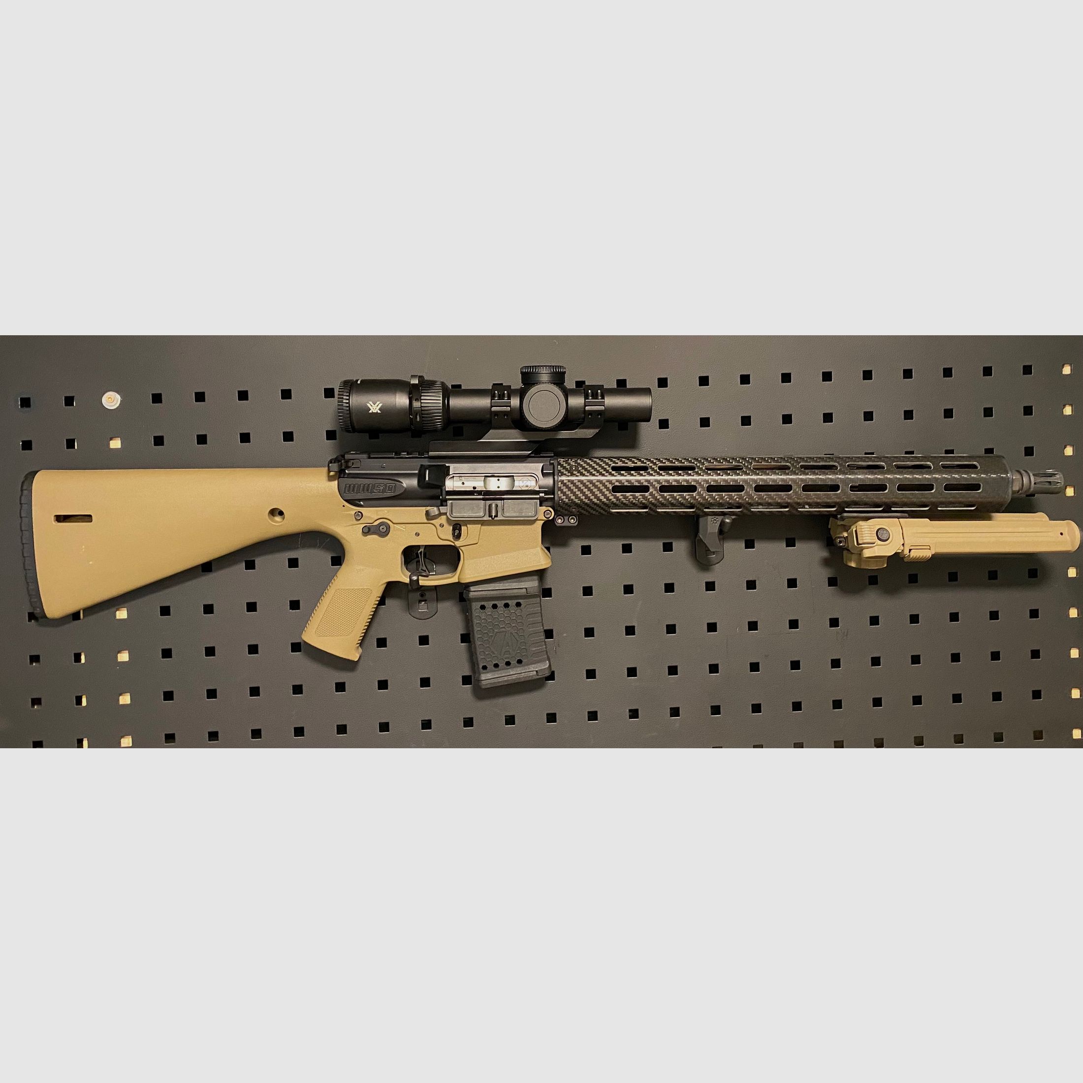 Brownells/KE-Arms WWSD 2020 FDE 16“ .223 + Vortex Lvpo