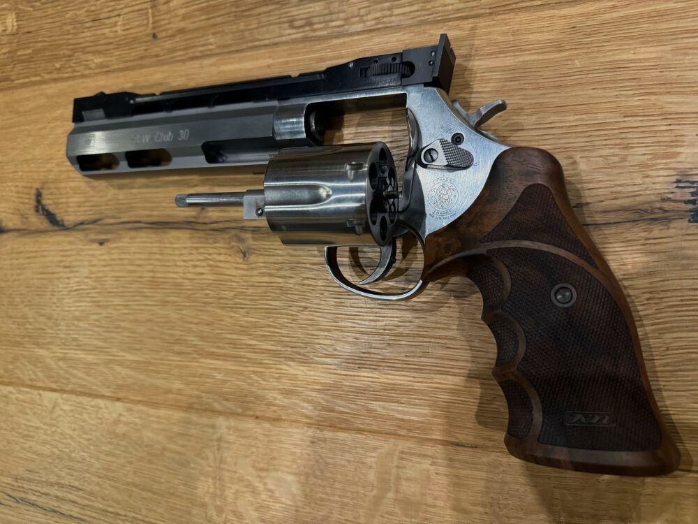 Smith & Wesson Club 30	 Competition I