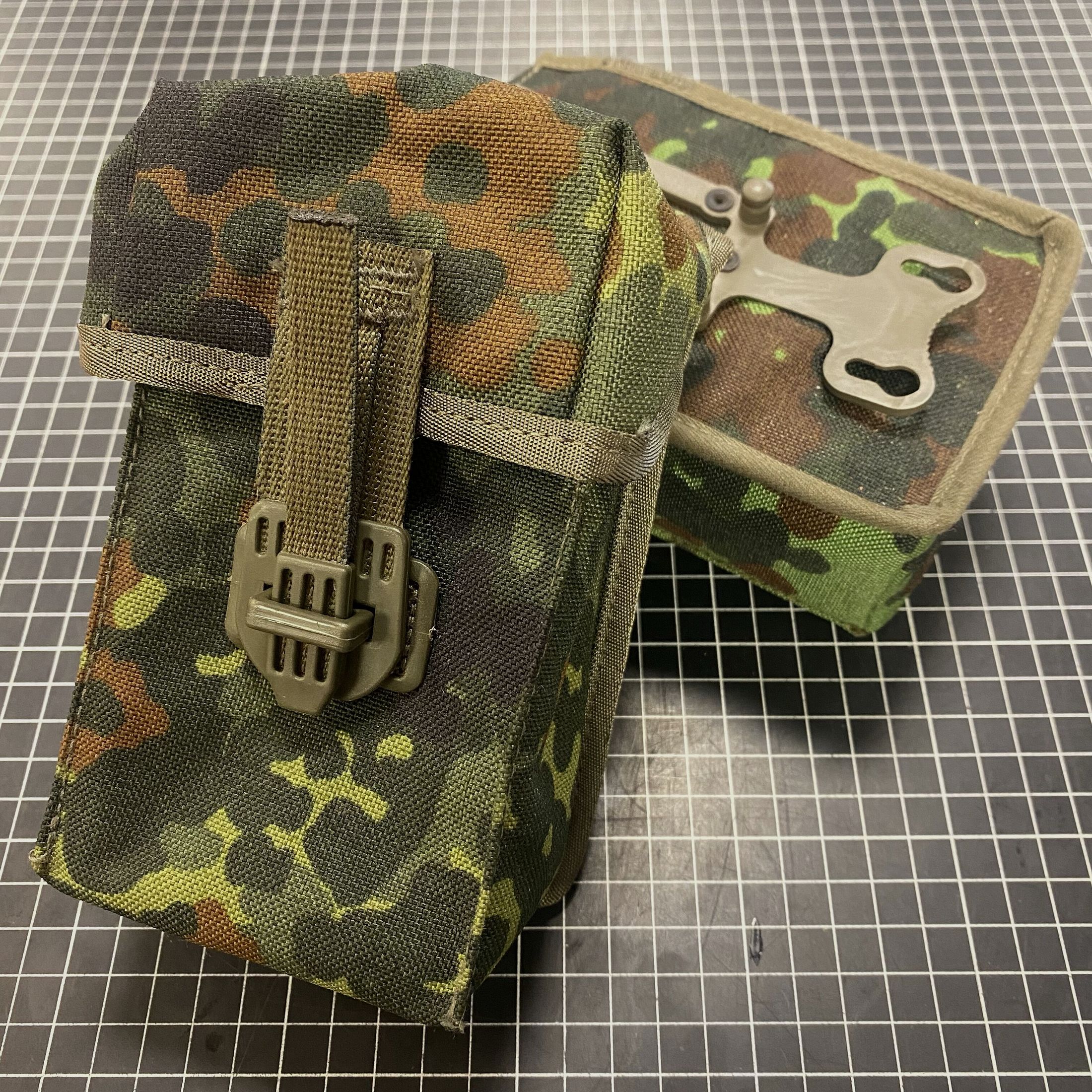 Miltec - BW Magazintasche G3	 Flecktarn mit Adapter