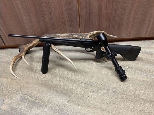 Blaser R8 Ultimate, con Zeiss Victory V8 2,8-20x56 M, con riel