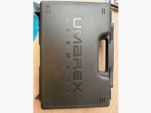 Clock 17 gen 5 9mm Schreckschuss = 170 (+ Munition= 200€))