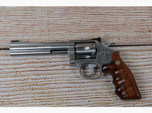 Smith & Wesson 617
