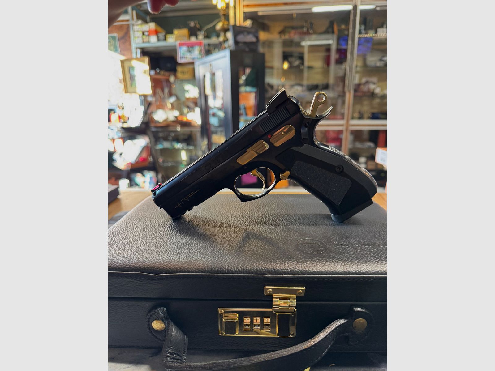 CZ | Ceska Zbrojovka 75 SP01 Shadow Limited Edition 9x21mm IMI, afbeelding 3 van 5