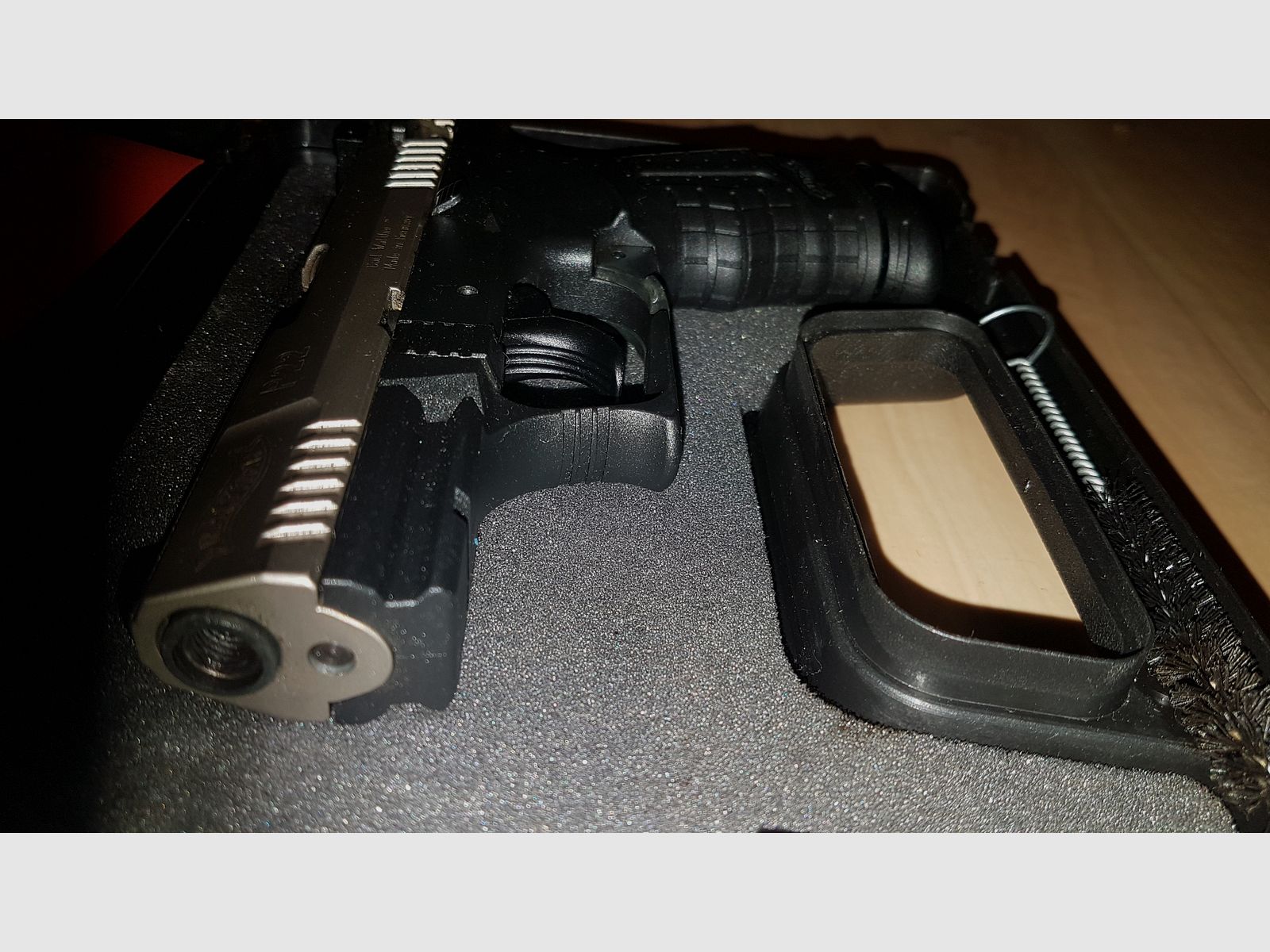 WALTHER P22 Pistolet d'alarme 9 mm P.A.K. Nickelé