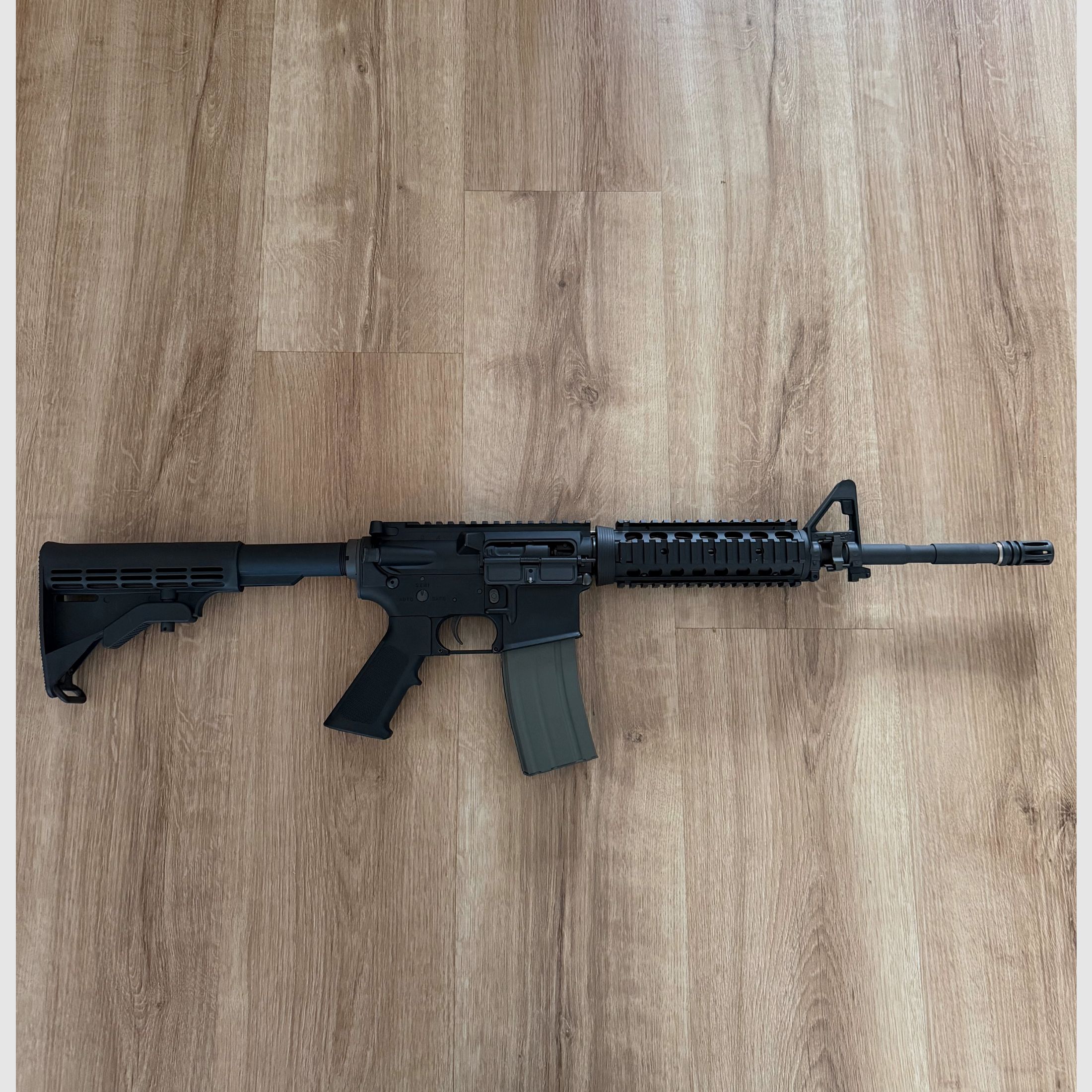 Ares M4 S-AEG, Bild 1 von 8