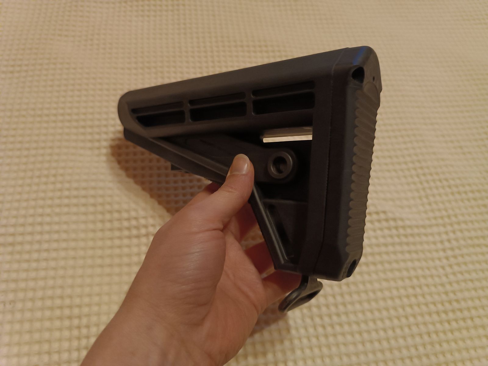 Oberland Arms Original Schulterstütze OHNE Golfballmuster mil spec