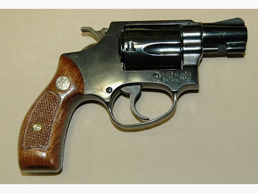 Smith & Wesson 36